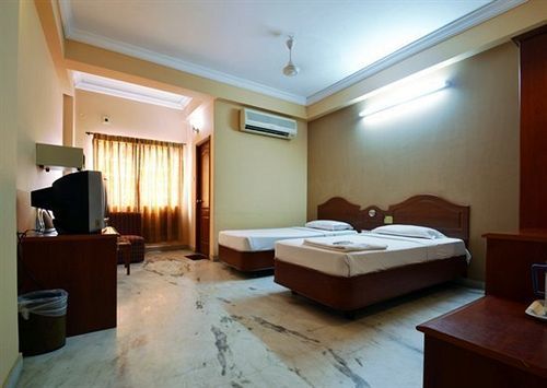 Royal Paris Hotell Chennai Eksteriør bilde